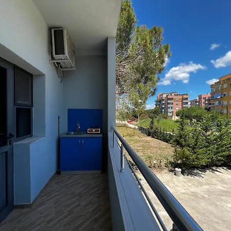 Han/Misafirhane Canary *